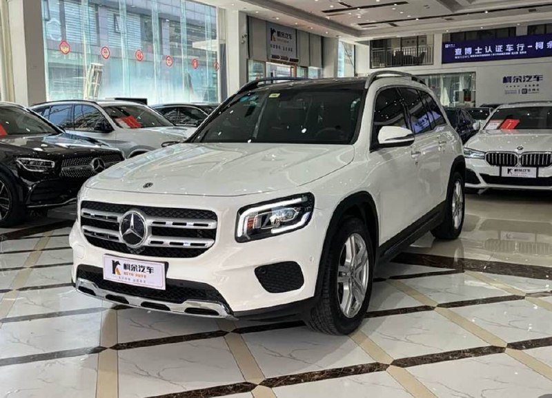 Mercedes Benz GLB